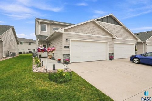 2310 E Copalis Pl Place, Sioux Falls, SD, 57108 | Card Image