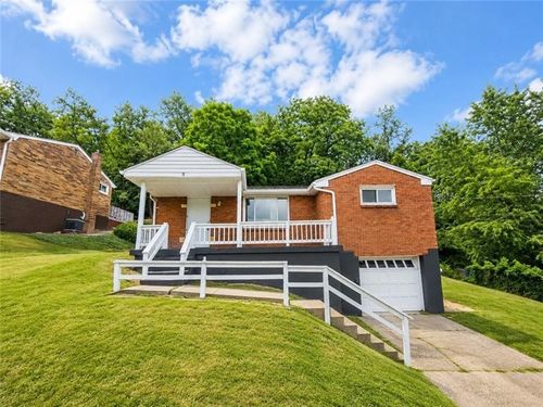 1997 Gregory Dr, Monroeville, PA, 15146-3923 | Card Image