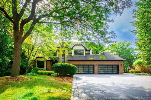 12 Blackberry Pl, Carlisle, ON, L0R1H2 | Card Image