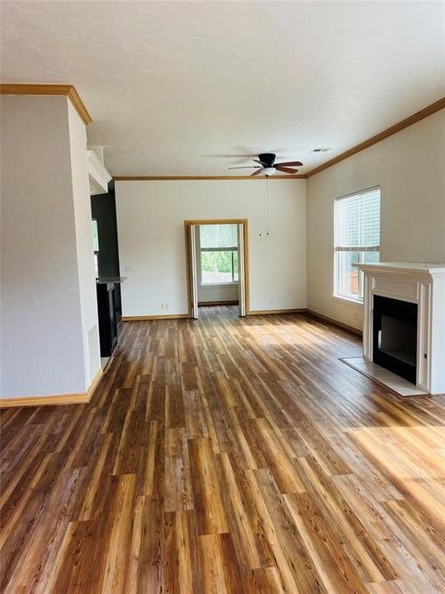 9420 Lansbrook Ln, Oklahoma City, OK, 73162-7559 | Card Image