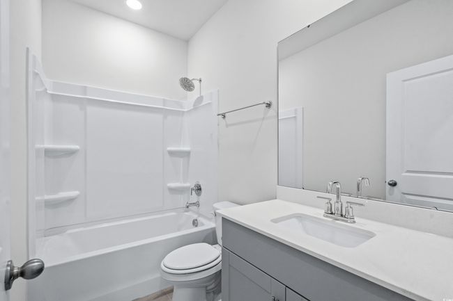 8253 Vibrant Loop, House other with 3 bedrooms, 2 bathrooms and 4 parking in Longs SC | Image 24