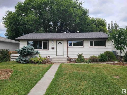 5412 101a Ave Nw, Edmonton, AB, T6A0L8 | Card Image