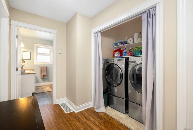 2499 Glendoik Way, House other with 3 bedrooms, 3 bathrooms and 6 parking in Mill Bay BC | Image 26