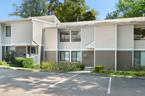 9-9 Cook Close, Ridgefield, CT, 06877-3912 | Card Image