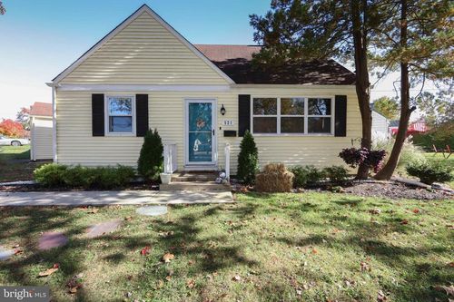 521 5th Ave, BARRINGTON, NJ, 08007-1039 | Card Image