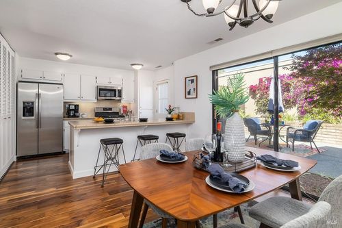 316 Village Cir, Novato, CA, 94947-5148 | Card Image