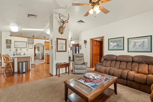 69 Midway Rd, House other with 5 bedrooms, 4 bathrooms and null parking in Lemitar NM | Image 9