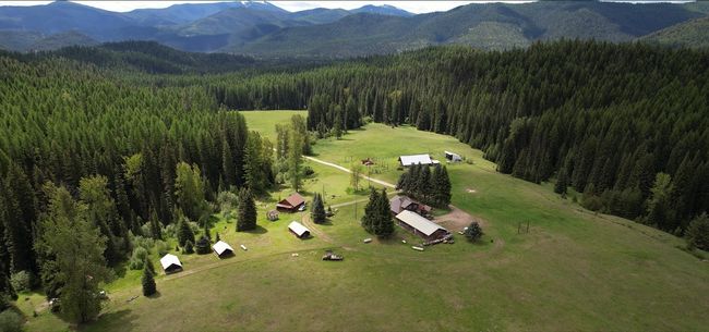 1876 Timber Creek Rd, House other with 8 bedrooms, 6 bathrooms and null parking in Haugan MT | Image 7