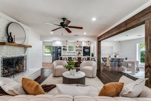 10008 Tim Tam Cir, Dallas, TX, 75229-5927 | Card Image