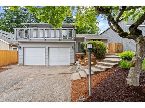 6300 Sw Arranmore Pl, Portland, OR, 97223-7585 | Card Image