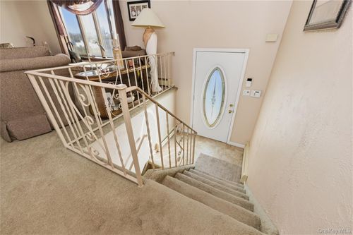 613 Smith Pl, Oceanside, NY, 11572-4742 | Card Image