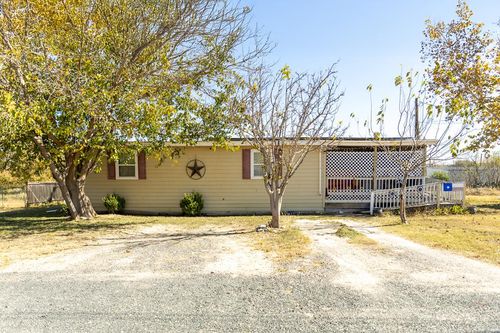 114 Nogales Cir, Junction, TX, 76849-3041 | Card Image