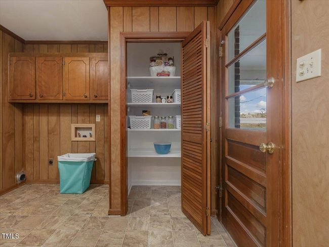 31-Pantry | Image 34