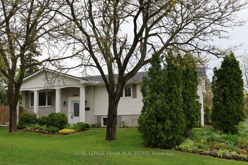 1690 Pinehill Dr, Peterborough, ON, K9J7G4 | Card Image