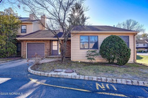 15 Pimlico, West Long Branch, NJ, 07764-1332 | Card Image