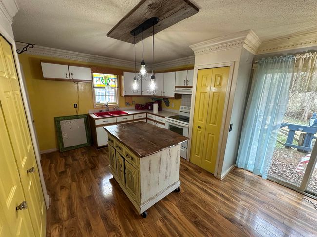 9410 Wolfe Cemetery Rd, House other with 2 bedrooms, 2 bathrooms and null parking in Georgetown IN | Image 19