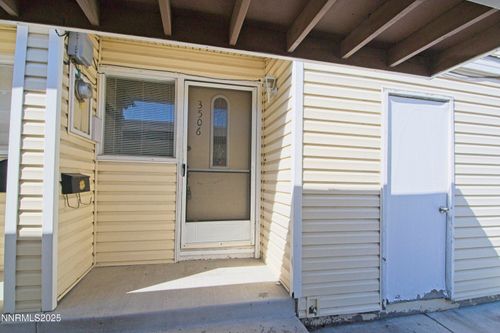 3506 Willow Hills Cir, Reno, NV, 89512-1795 | Card Image