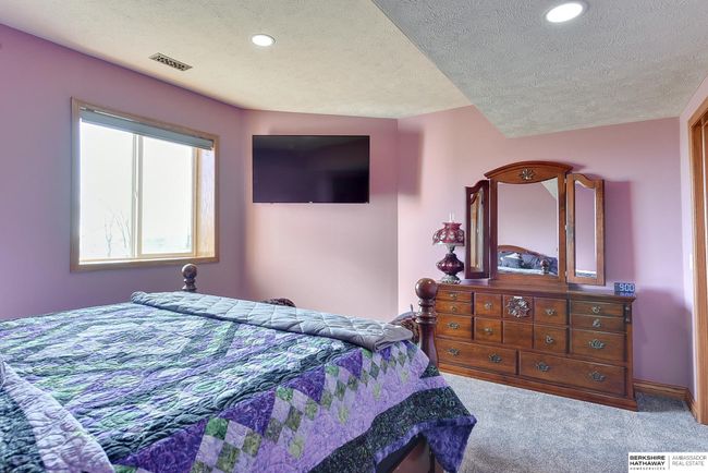 7881 Wisteria Way, House other with 5 bedrooms, 3 bathrooms and 3 parking in Fort Calhoun NE | Image 60