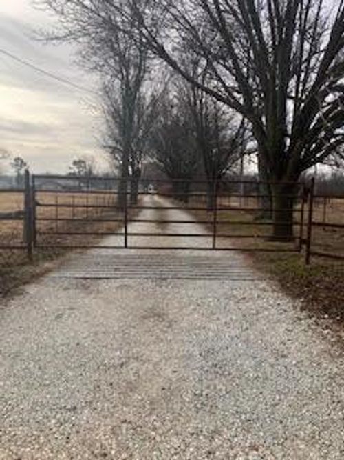 7489 County Road 1620, Roff, OK, 74865-6043 | Card Image