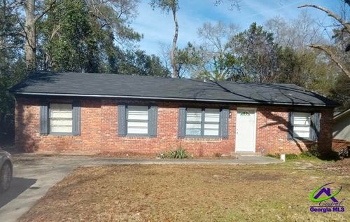 220 Francis St, Warner Robins, GA, 31093-1823 | Card Image