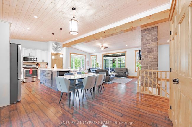 38 Pheasant St, House other with 4 bedrooms, 3 bathrooms and 4 parking in Omemee ON | Image 7