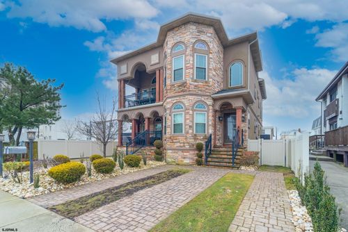 20 S Madison Ave # B Ave, Margate, NJ, 08402 | Card Image