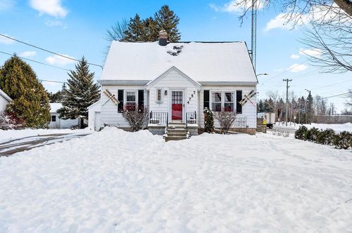 4757 Vista Road, Manitowoc, WI, 54220 | Card Image