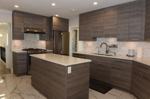 7756 Goodlad St, Burnaby, BC, V5E2H6 | Card Image