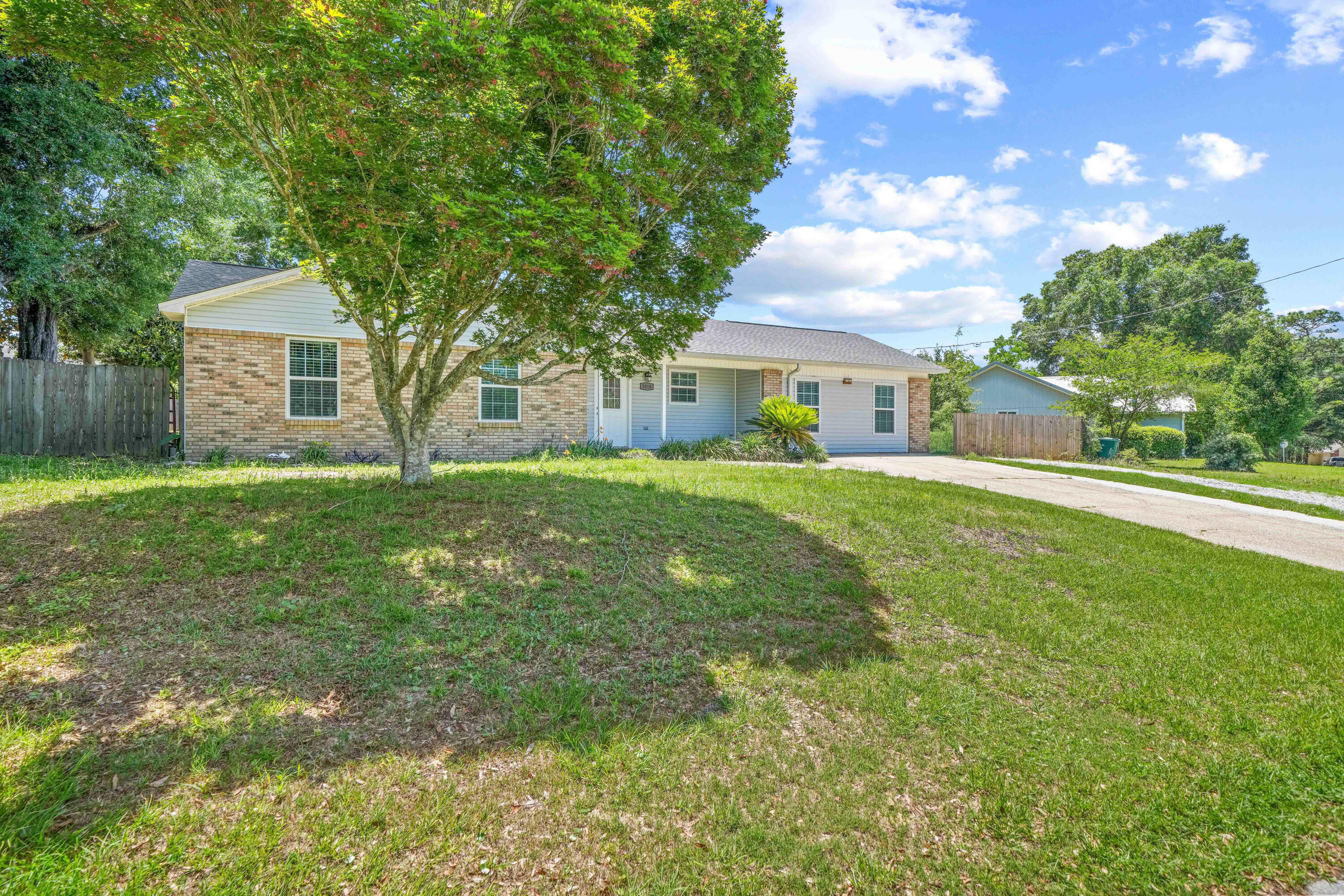 Residential in Crestview 3
