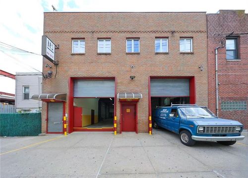858 62nd St, Brooklyn, NY, 11220-4315 | Card Image