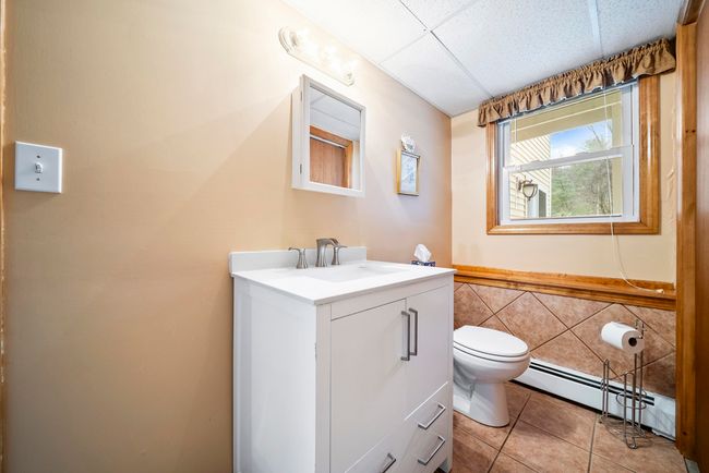 23 Echo Ave, House other with 3 bedrooms, 3 bathrooms and null parking in Nashua NH | Image 23