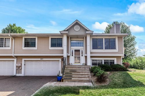 1977 Granite Ave N, Oakdale, MN, 55128-3843 | Card Image