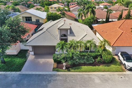 11590 Sw 9th Ct, Pembroke Pines, FL, 33025-4324 | Card Image