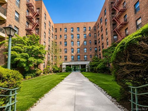 1f-226-26 Union Turnpike, New York, NY, 11364 | Card Image