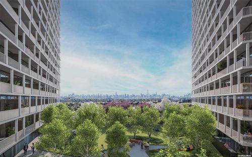 16v-131-02B 40th Rd, Flushing, NY, 11354-5135 | Card Image