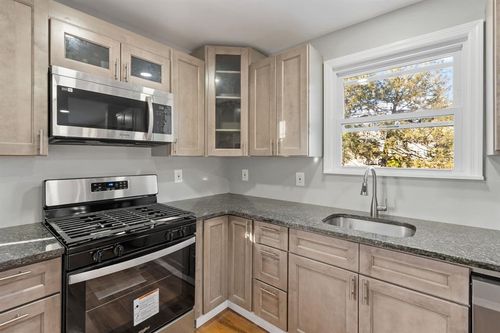 945 Homestead Ave, Maybrook, NY, 12543-1340 | Card Image