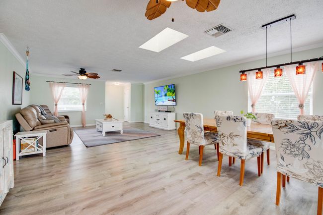 Open floor plan | Image 6