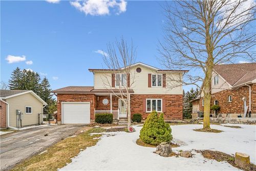28 Edward St, Drayton, ON, N0G1P0 | Card Image