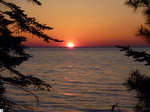 5016 Michabou Road, Frankfort, MI, 49635 | Card Image