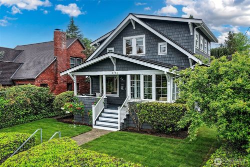 5761 35th Avenue Ne, Seattle, WA, 98105 | Card Image