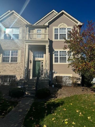 24401 John Adams Drive, Townhouse with 3 bedrooms, 2 bathrooms and 2 parking in Plainfield IL | Image 2