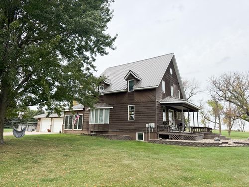 105 N 1st Ave, Wilmont, MN, 56185-9763 | Card Image