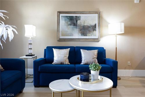 1511-211 E Flamingo Rd, Las Vegas, NV, 89169-4708 | Card Image