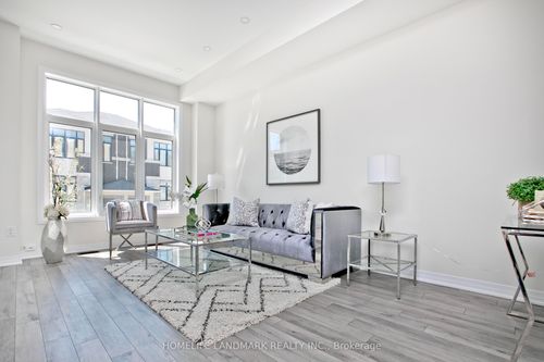 33 Kahshe Lane, Richmond Hill, ON, L4S1N7 | Card Image