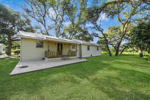 1047 Old Varley Ln, Sheridan, TX, 77475 | Card Image