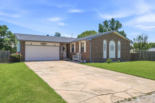 5328 S Oak Ave, Wichita, KS, 67217 | Card Image
