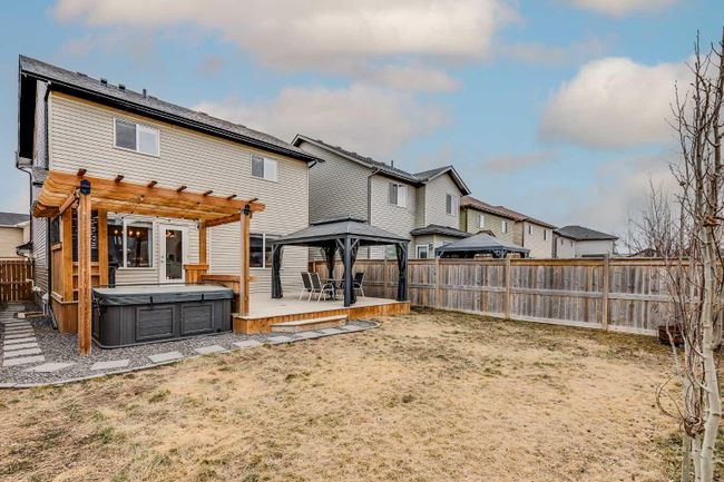 38 Kingsbridge Crescent Se, Home with 4 bedrooms, 3 bathrooms and 4 parking in Airdrie AB | Image 32
