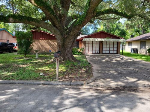 807 Golf Ct, Stafford, TX, 77477-6412 | Card Image