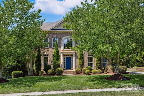 9142 Drayton Ln, Fort Mill, SC, 29707-5848 | Card Image