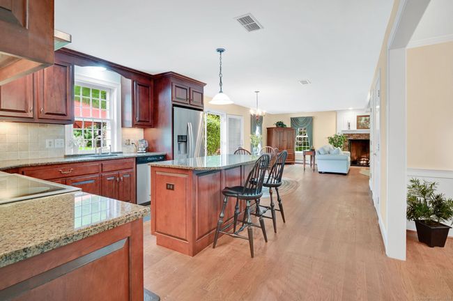 14 Homestead Ln, House other with 3 bedrooms, 4 bathrooms and null parking in Columbia CT | Image 11